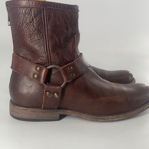 Frye Phillip leather harness cognac brown back zipper boots size 8